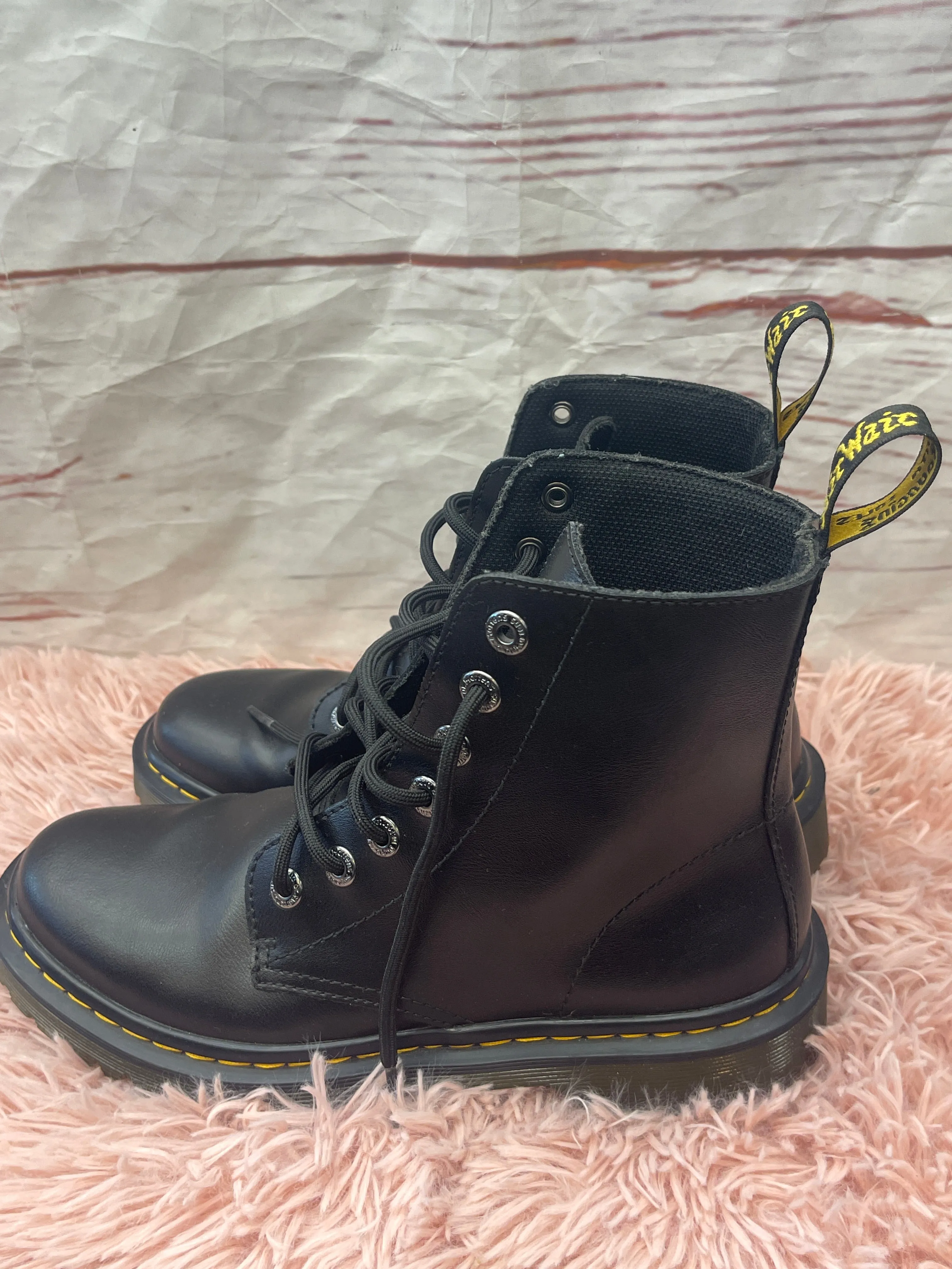 Boots Combat By Dr Martens  Size: 7