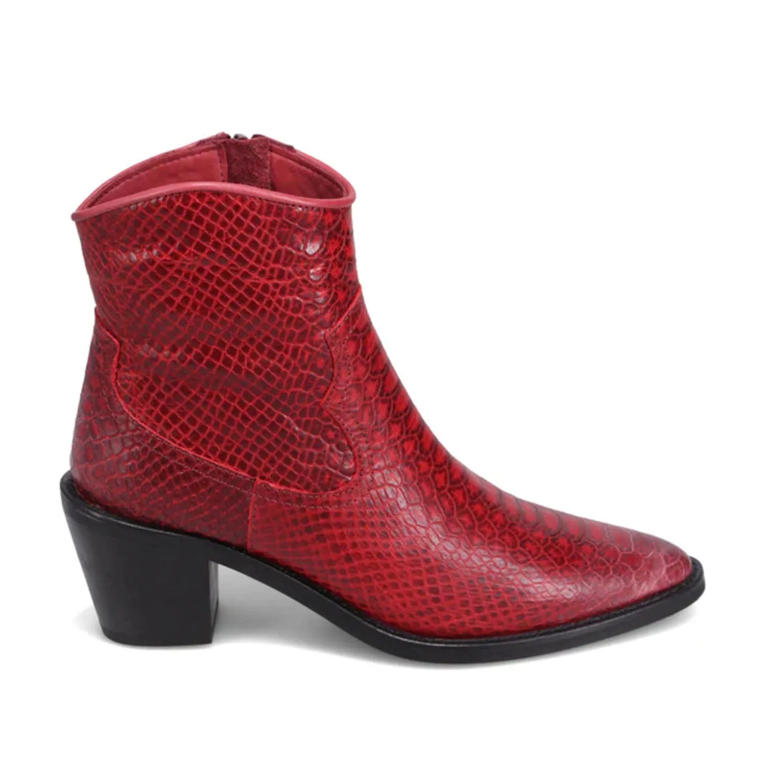 Bueno Women's Valery in Red Snake