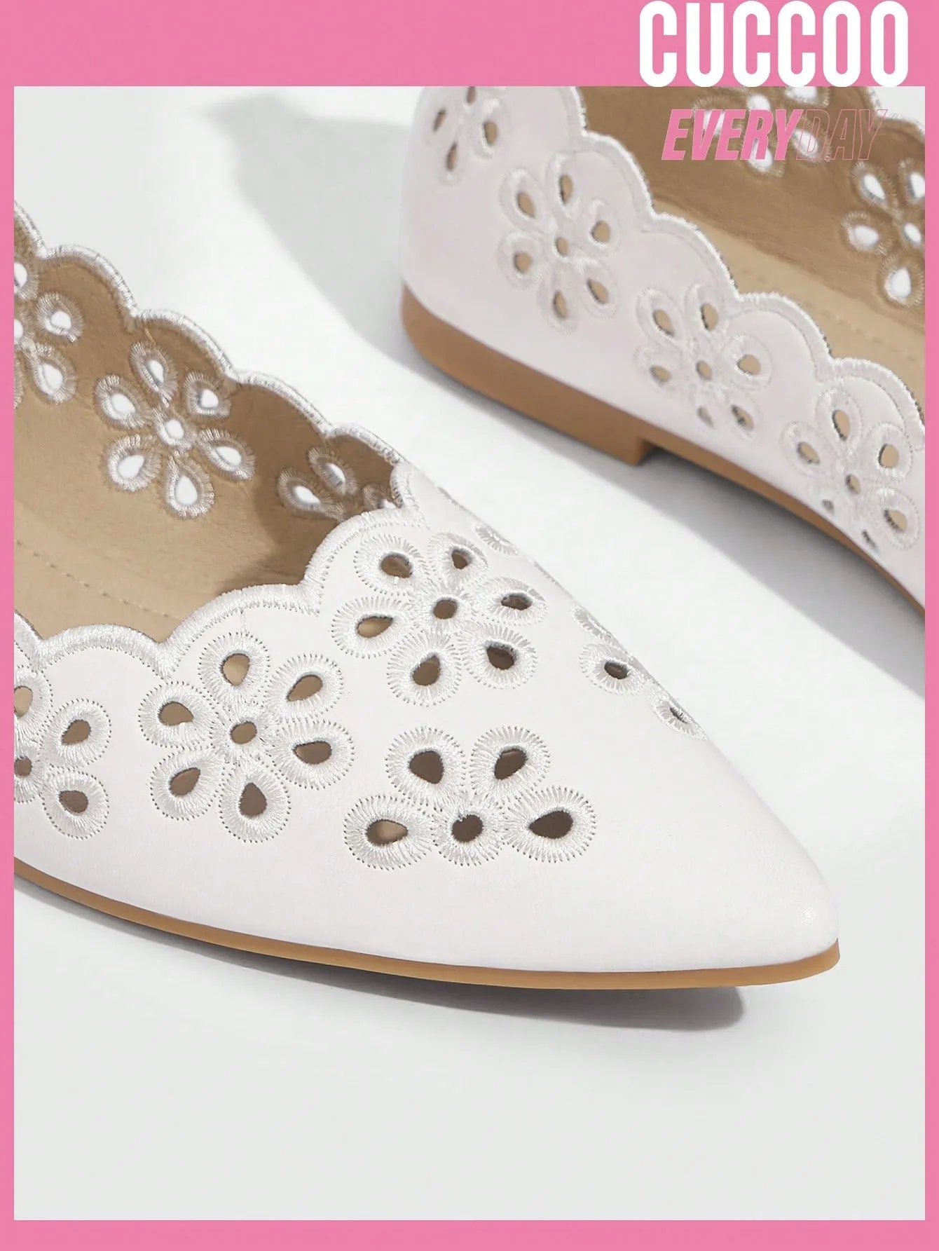 Fashionable White Hollow Out Embroidered Flat Shoes For Women For Spring And Summer