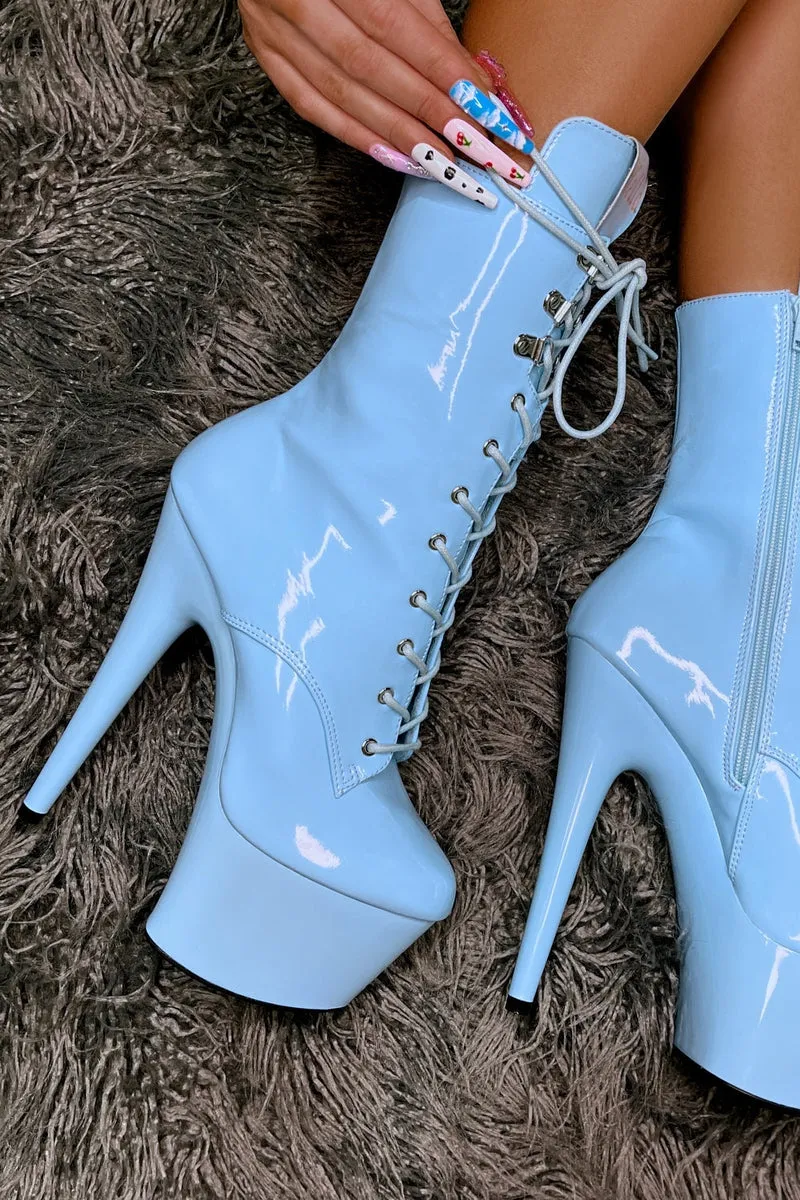 Hella Heels LipKit 7inch Boots - Sky High