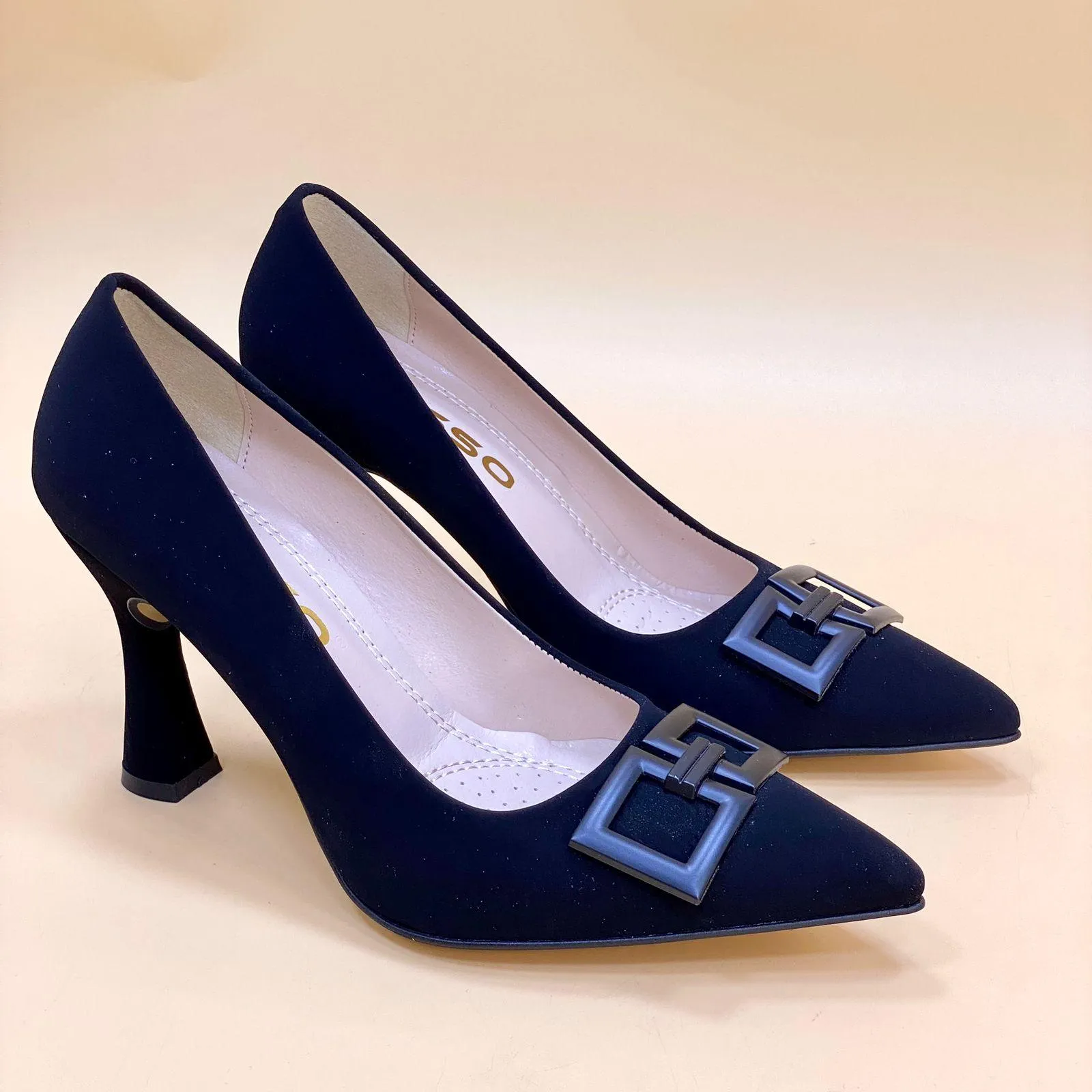 NEW ,  WOMEN SHOES HEELS W127