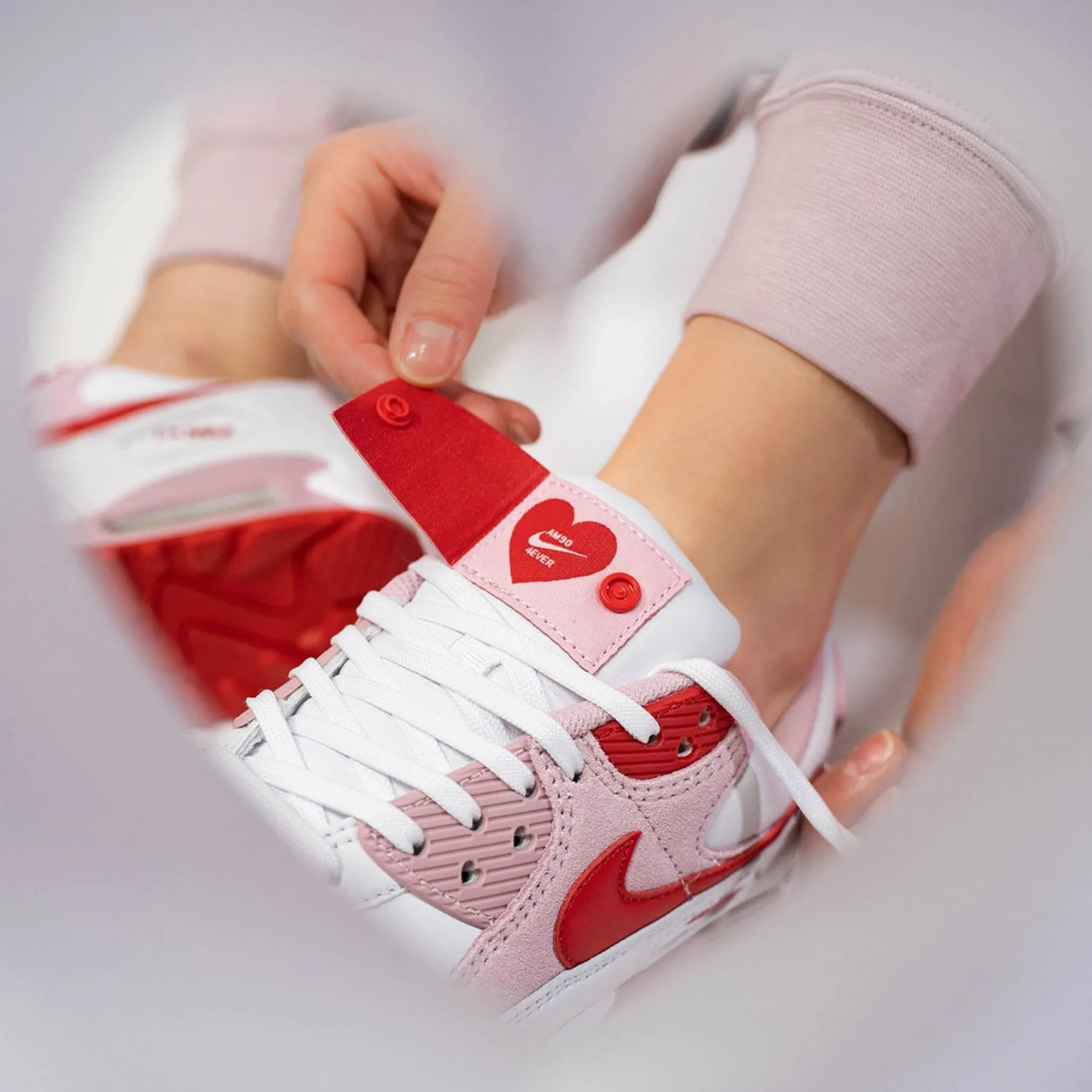 Nike Air Max 90 Wmns 'Valentine's Day'